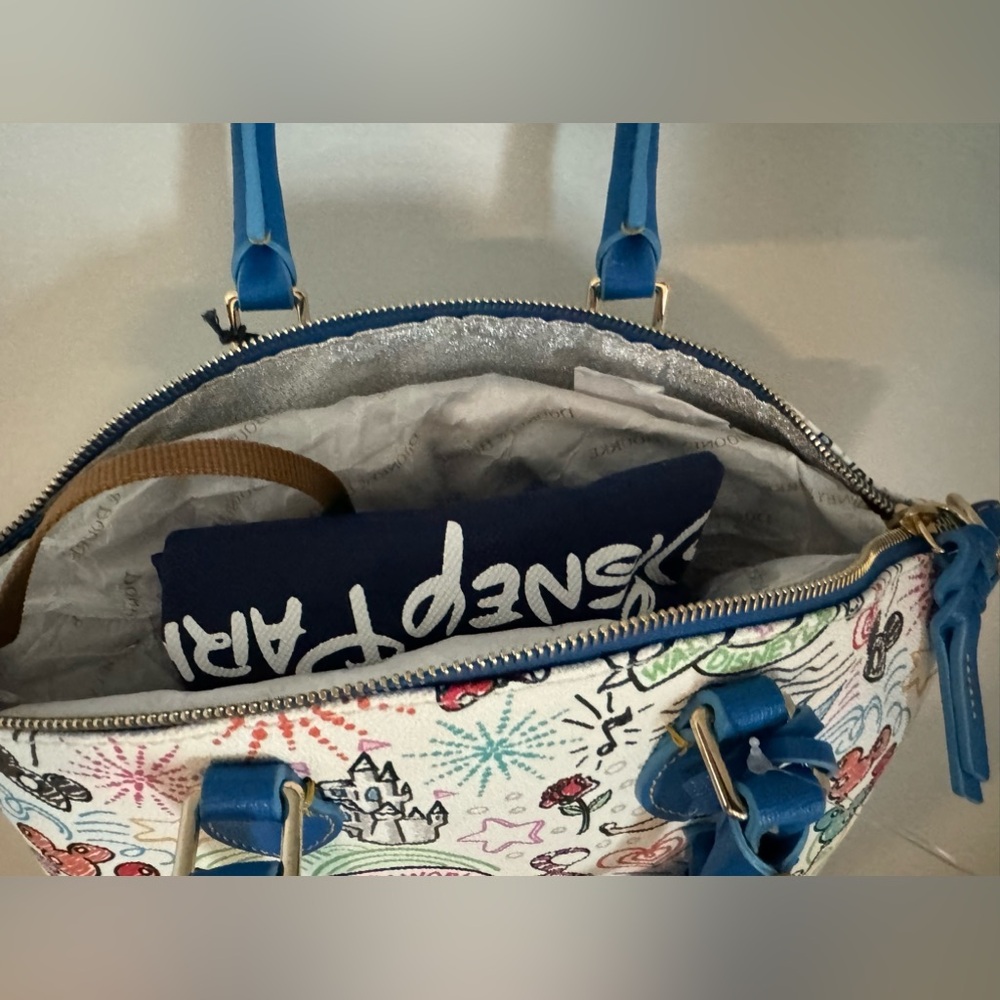 Dooney & Bourke Disney Parks Sketch Purse - Picture 6 of 8